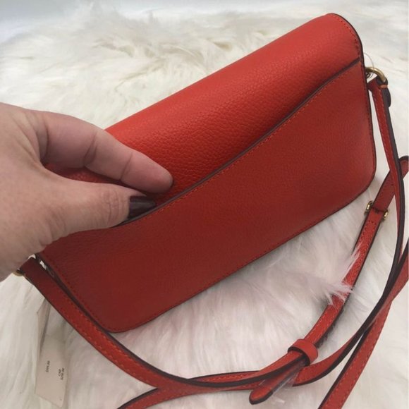*SOLD* New Coach Polished Pebble Leather Hayden Crossbody - Red/Orange - Picture 2 of 10